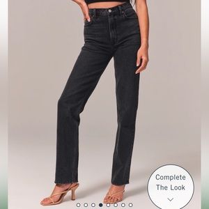 Abercrombie & Fitch Ultra High Rise 90s Straight Jean